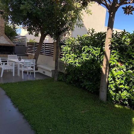 Cozy 2 Room Apartment With Garden Near Athens Air-Port Artemida  Exterior foto